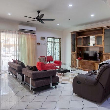 Gunung View Homestay 10 To 12 Pax Near Sunway Tambun Ипох Экстерьер фото