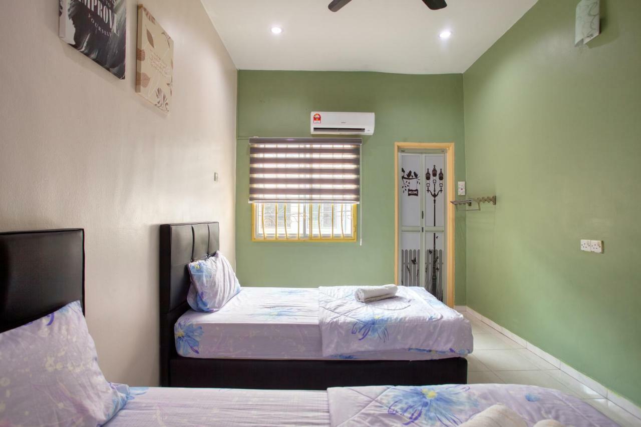 Gunung View Homestay 10 To 12 Pax Near Sunway Tambun Ипох Экстерьер фото